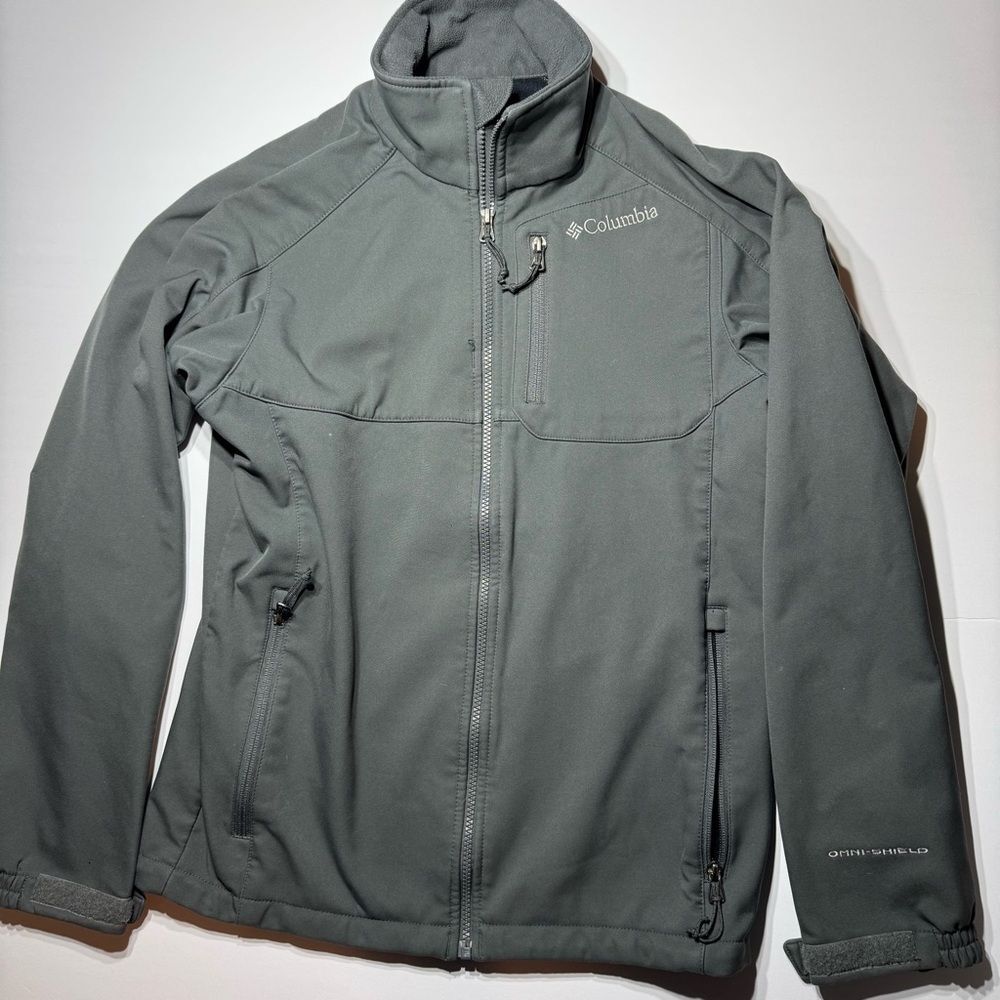 Columbia Omni-Shield Softshell Jacket Gray Women’s Small Full Zip Outdoor